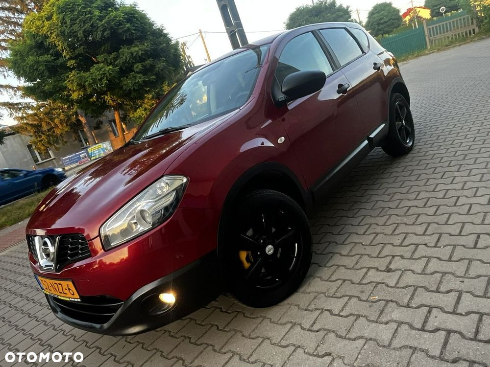 Nissan Qashqai - 1