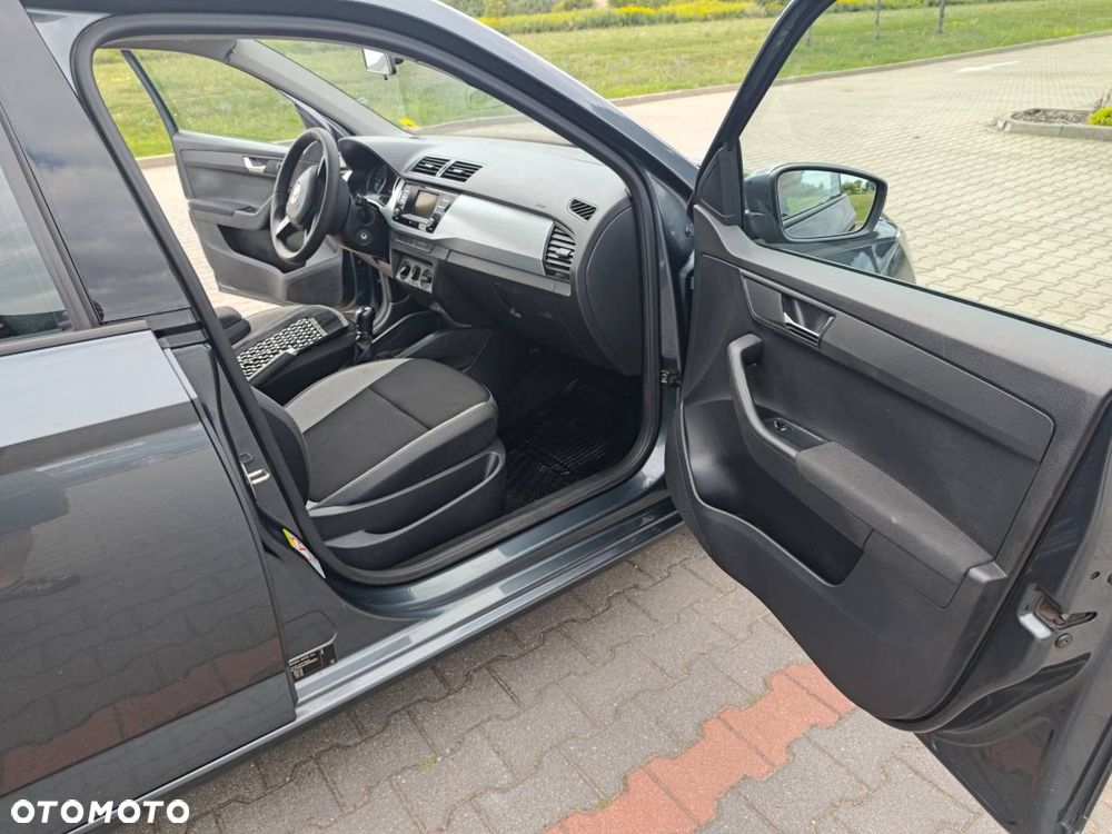 Skoda Fabia - 16