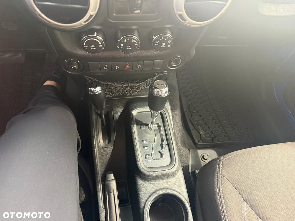 Jeep Wrangler Unlimited 2.8 CRD Automatik Rubicon - 7
