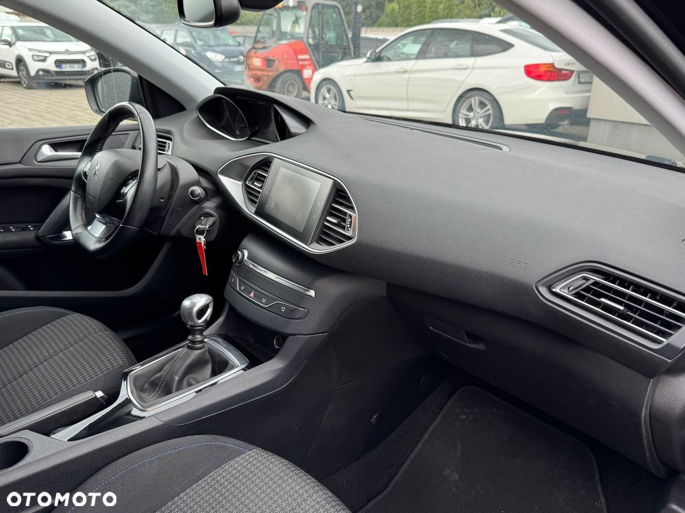 Peugeot 308 PureTech 110 Stop & Start Style - 10