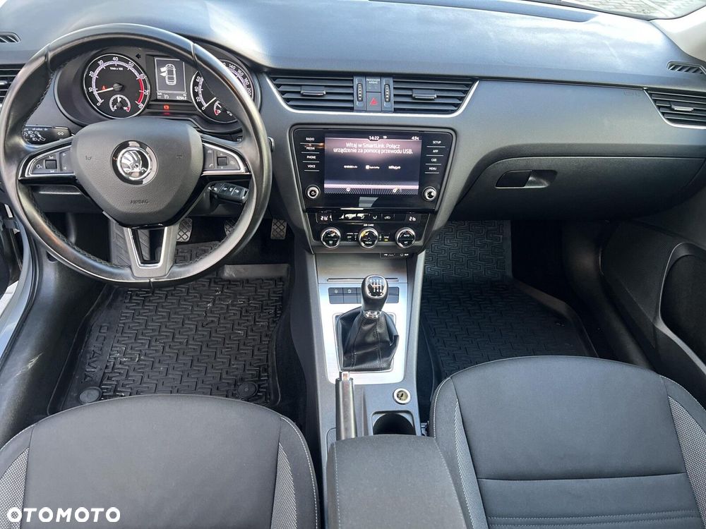 Skoda Octavia - 8