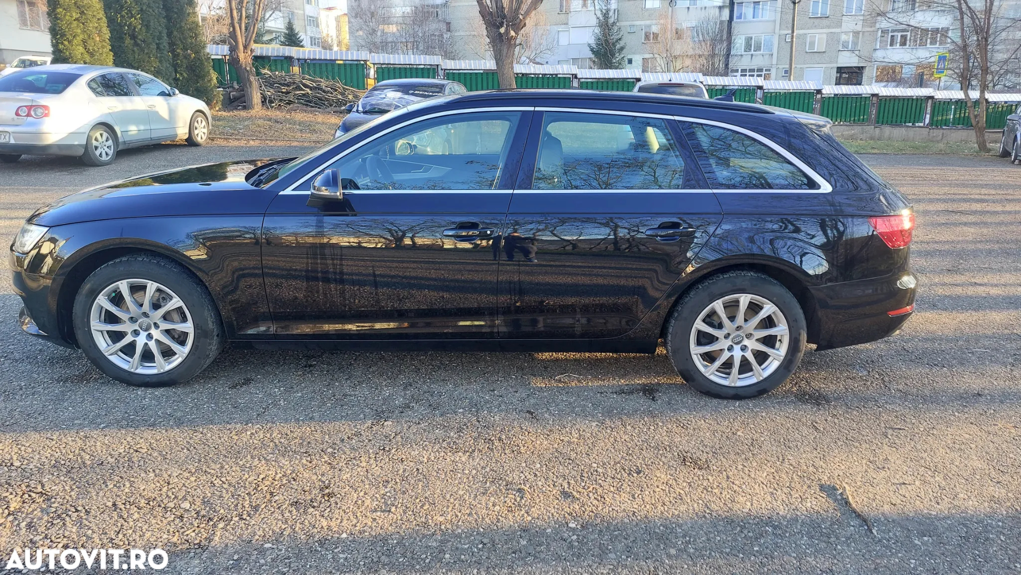 Audi A4 2.0 TDI S tronic - 9
