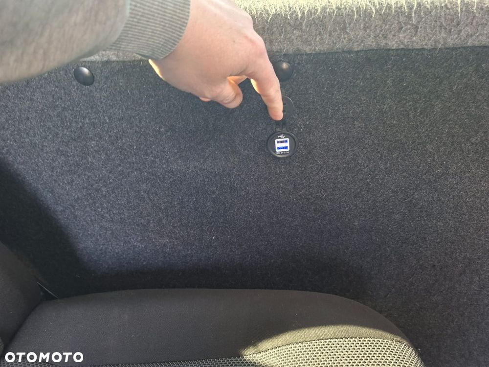 Volkswagen Transporter L1H1 - 11