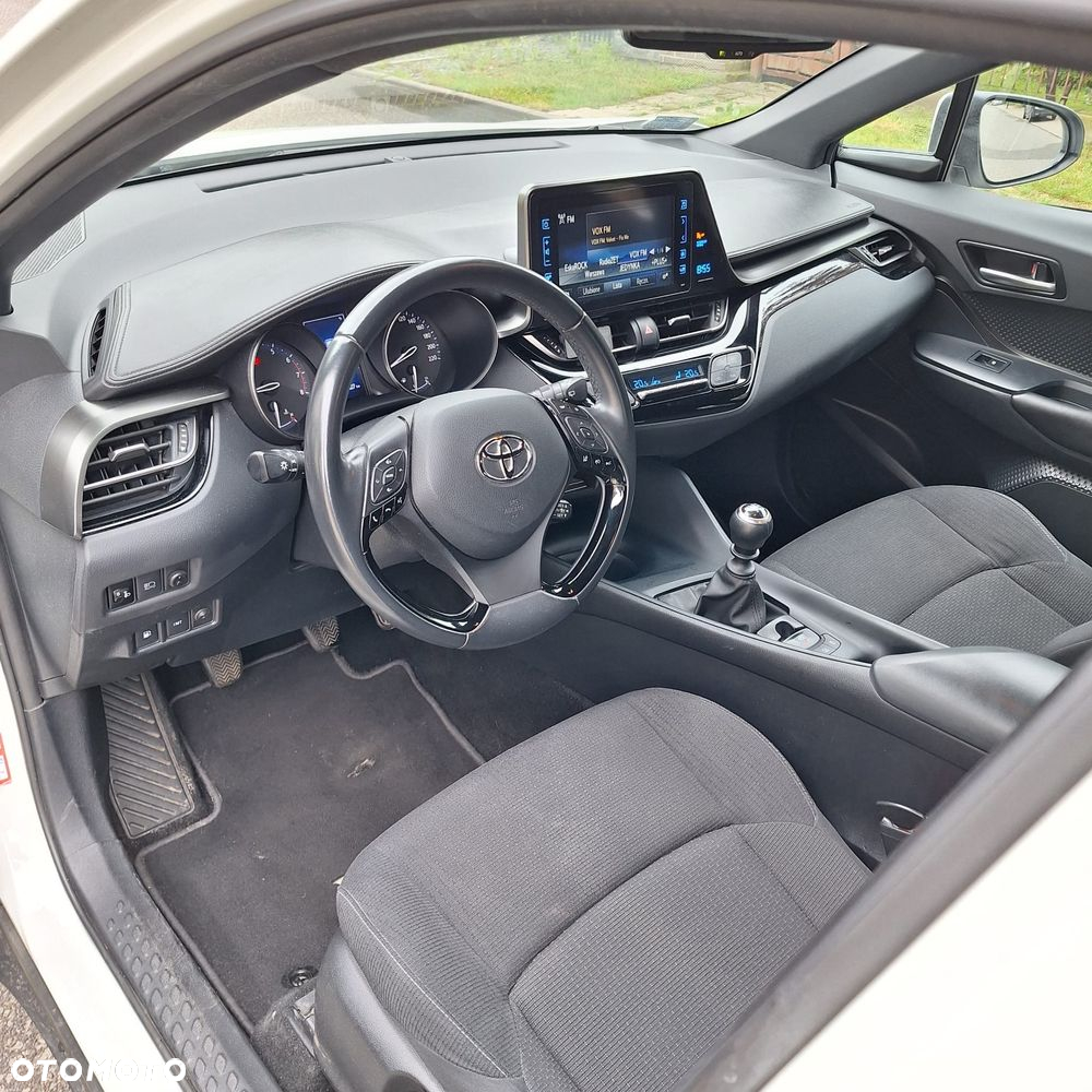 Toyota C-HR 1.2 T Dynamic - 6
