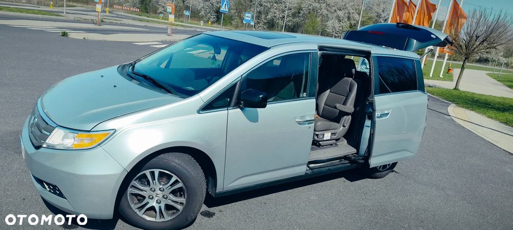 Honda Odyssey 3.5 EX - 9