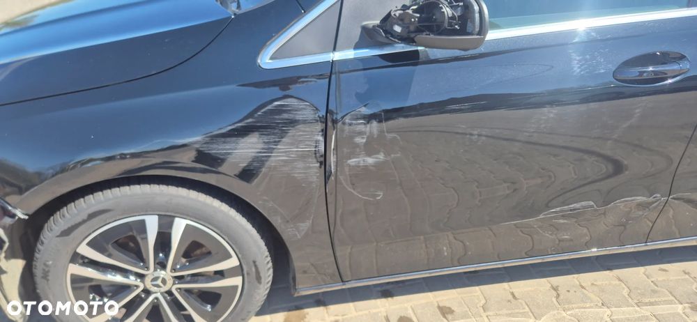 Mercedes-Benz Klasa B 180 d Style 8G-DCT - 11