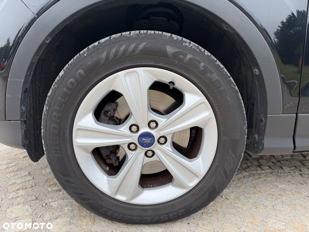 Ford Kuga - 16
