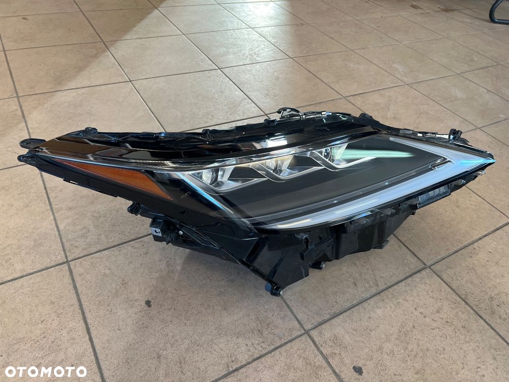 LEXUS RX IV 4 RX450H 19-22R LAMPA PRAWA PRZEDNIA PRAWY PRZÓD KOITO 48-212 - 2