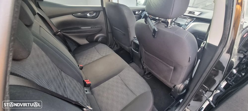 Nissan Qashqai 1.6 dCi Acenta Connect Xtronic - 9