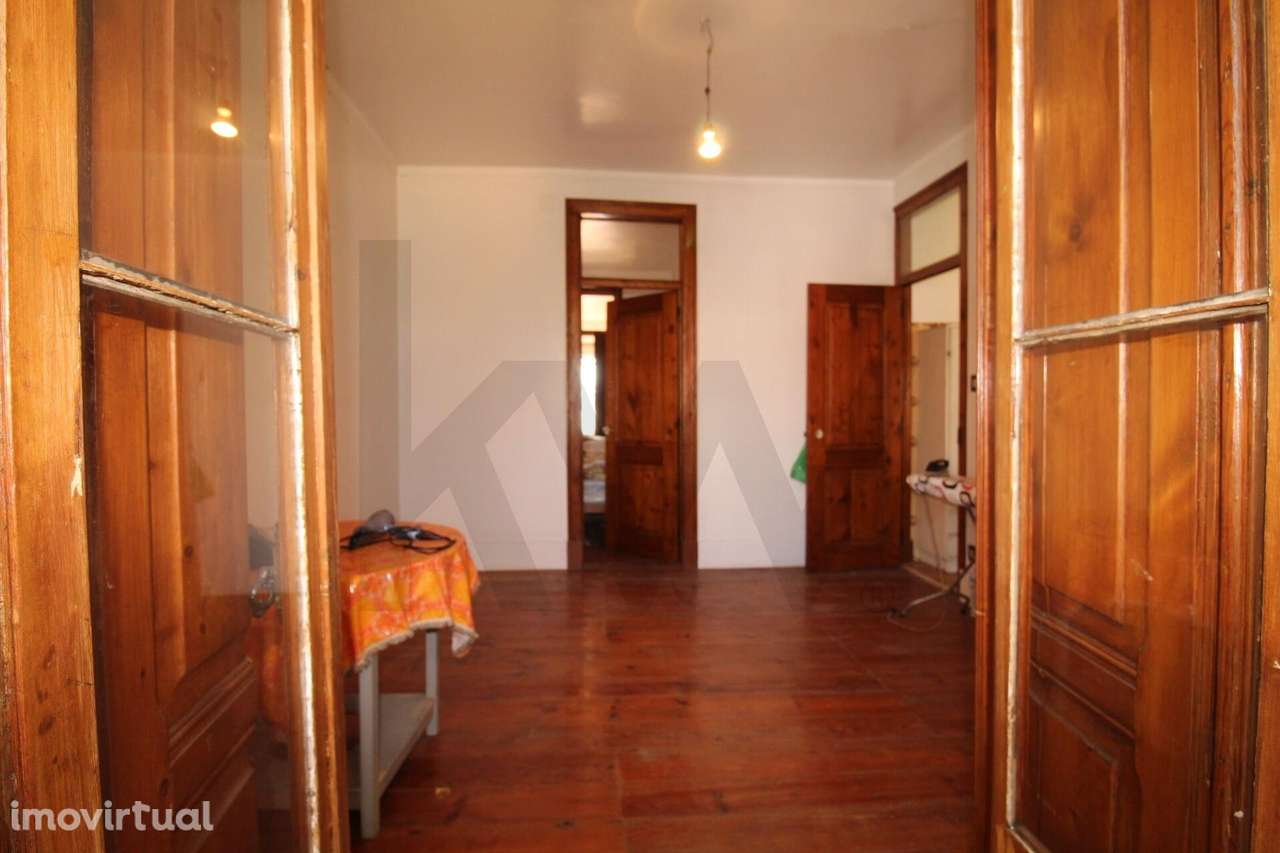 Apartamento T4 na Rua Necessidades, Estrela com vista para o Rio Tejo - Grande imagem: 3/29