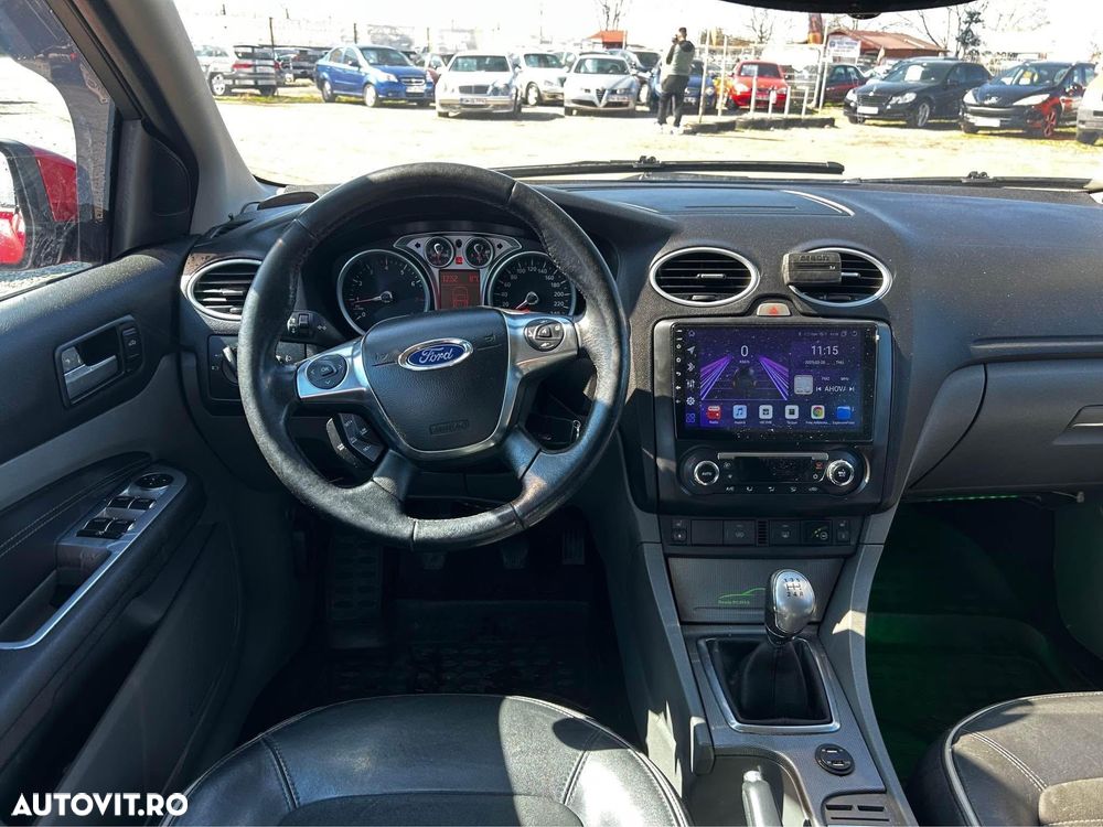 Ford Focus 2.0i Titanium - 7