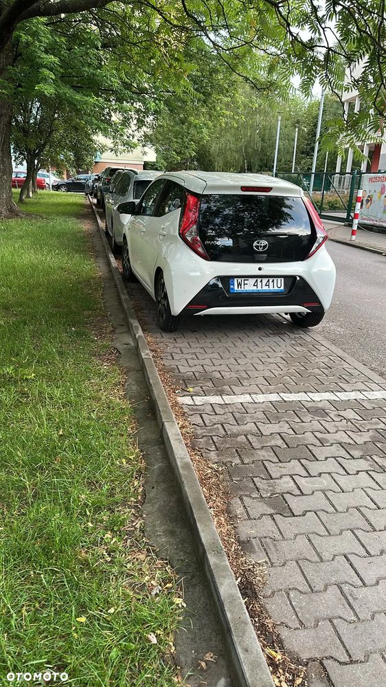 Toyota Aygo x-play - 10