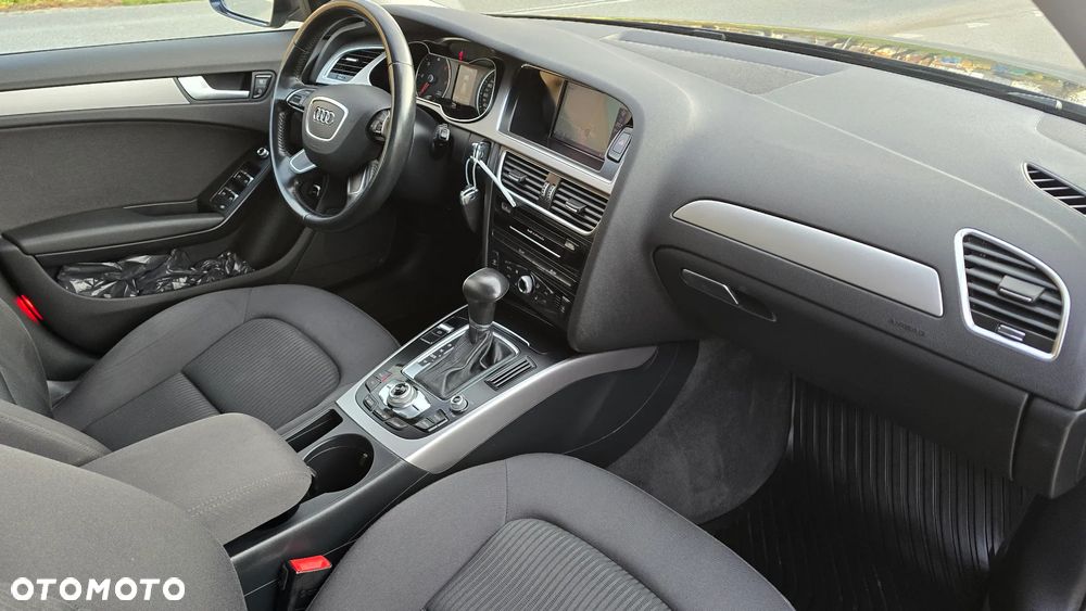 Audi A4 Avant 2.0 TDI Multitronic - 9