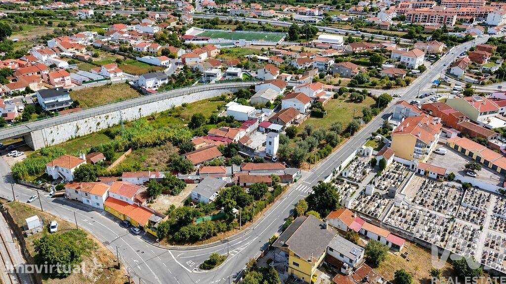 Moradia em banda em São Martinho do Bispo e Ribeira de Frades de 58,8 - Grande imagem: 2/34