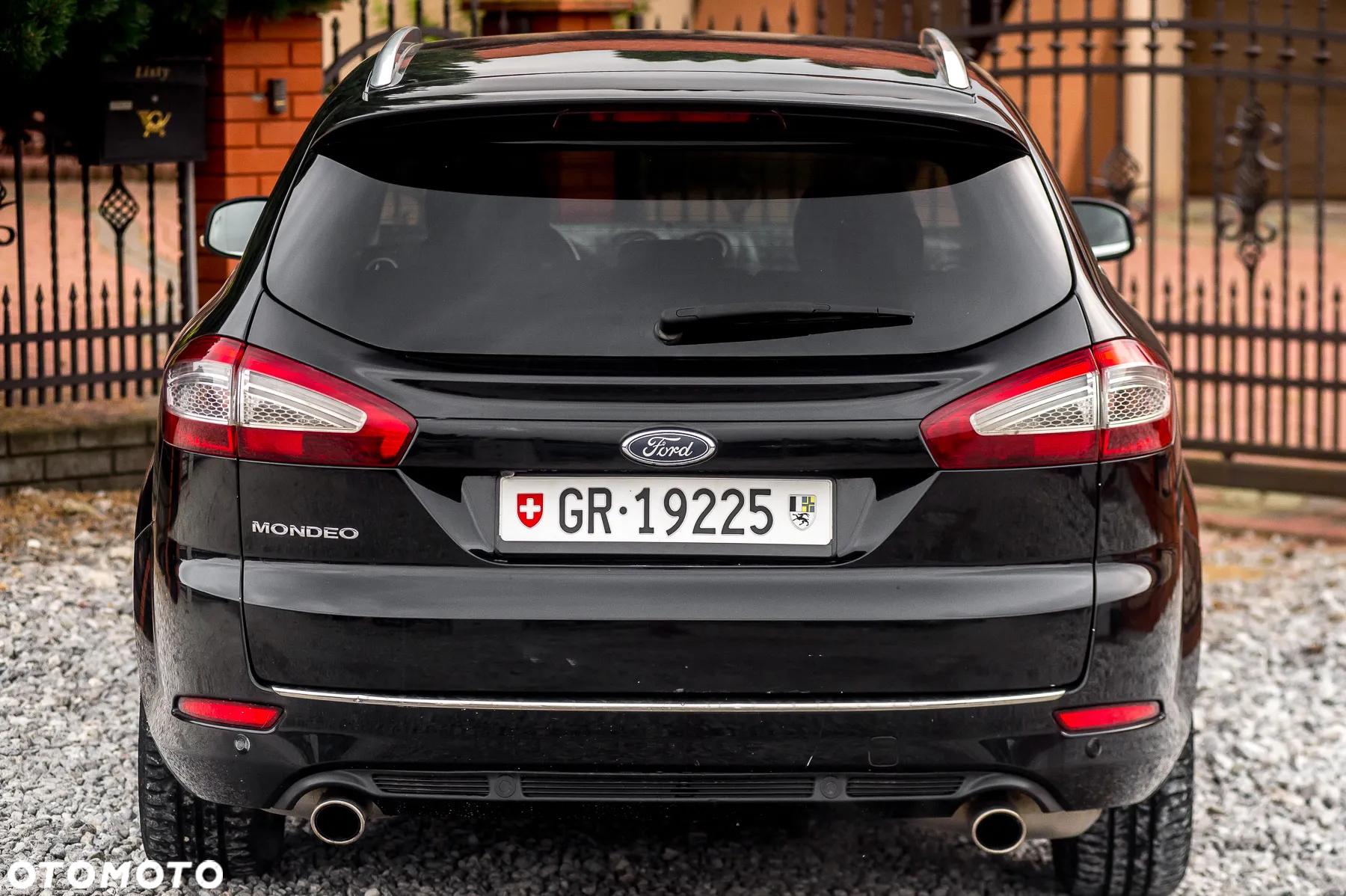 Ford Mondeo 2.0 EcoBoost Start-Stopp Autom Titanium - 11