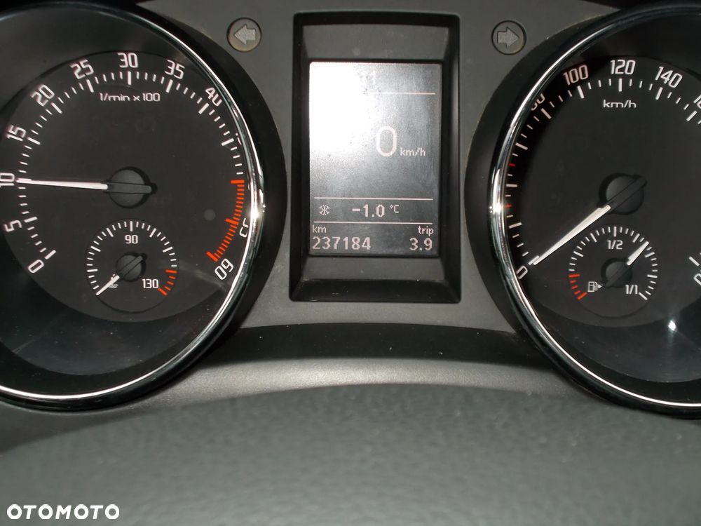 Skoda Yeti Outdoor 2.0 TDI 4x4 Active - 13