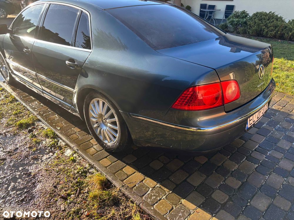 Volkswagen Phaeton - 4