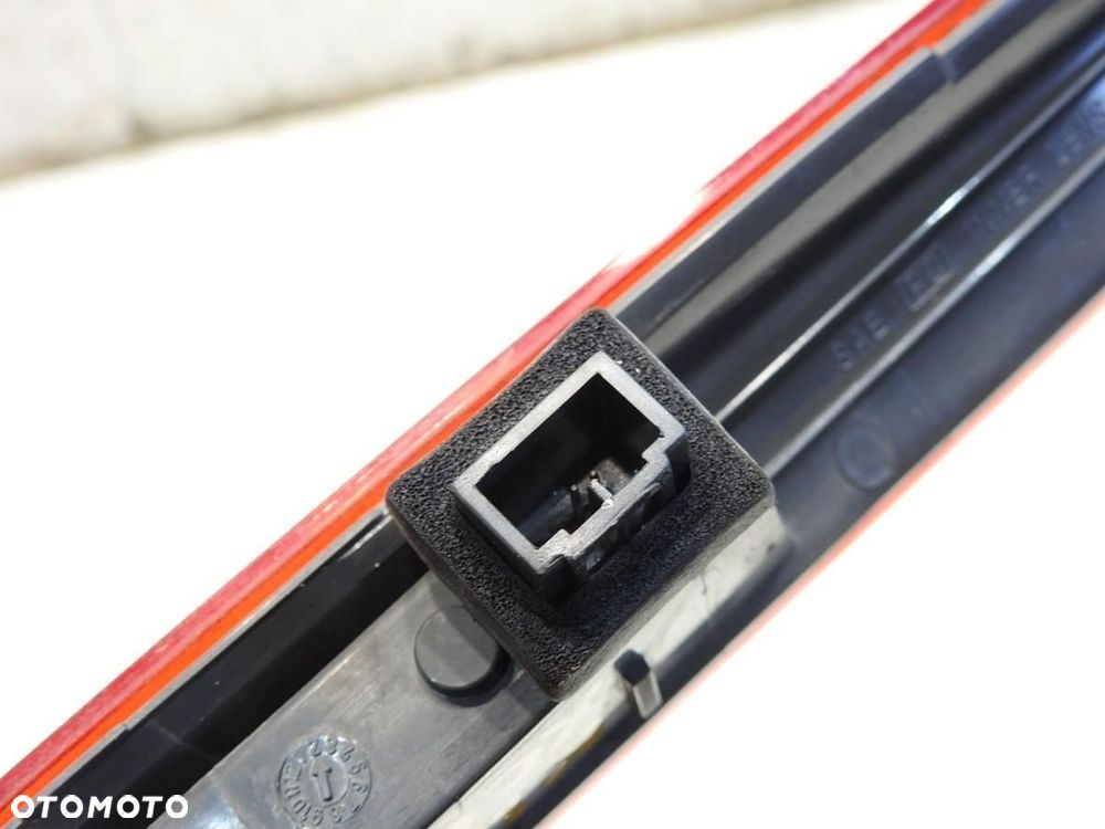 ŚWIATŁO STOP STOPU VOLVO XC60 I 89073320 30764562 - 4