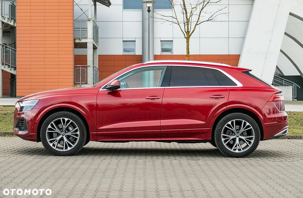 Audi Q8 - 9