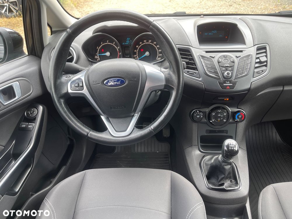 Ford Fiesta 1.0 EcoBoost Gold X - 23