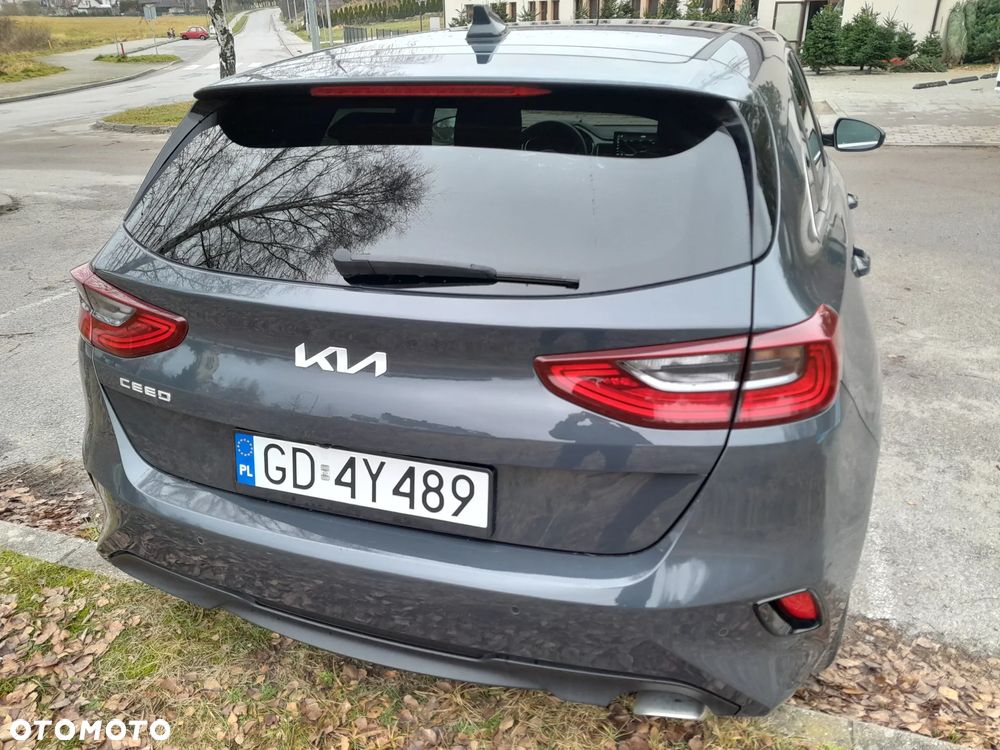Kia Ceed 1.6 CRDi (48V Mild-Hybrid) Vision - 6