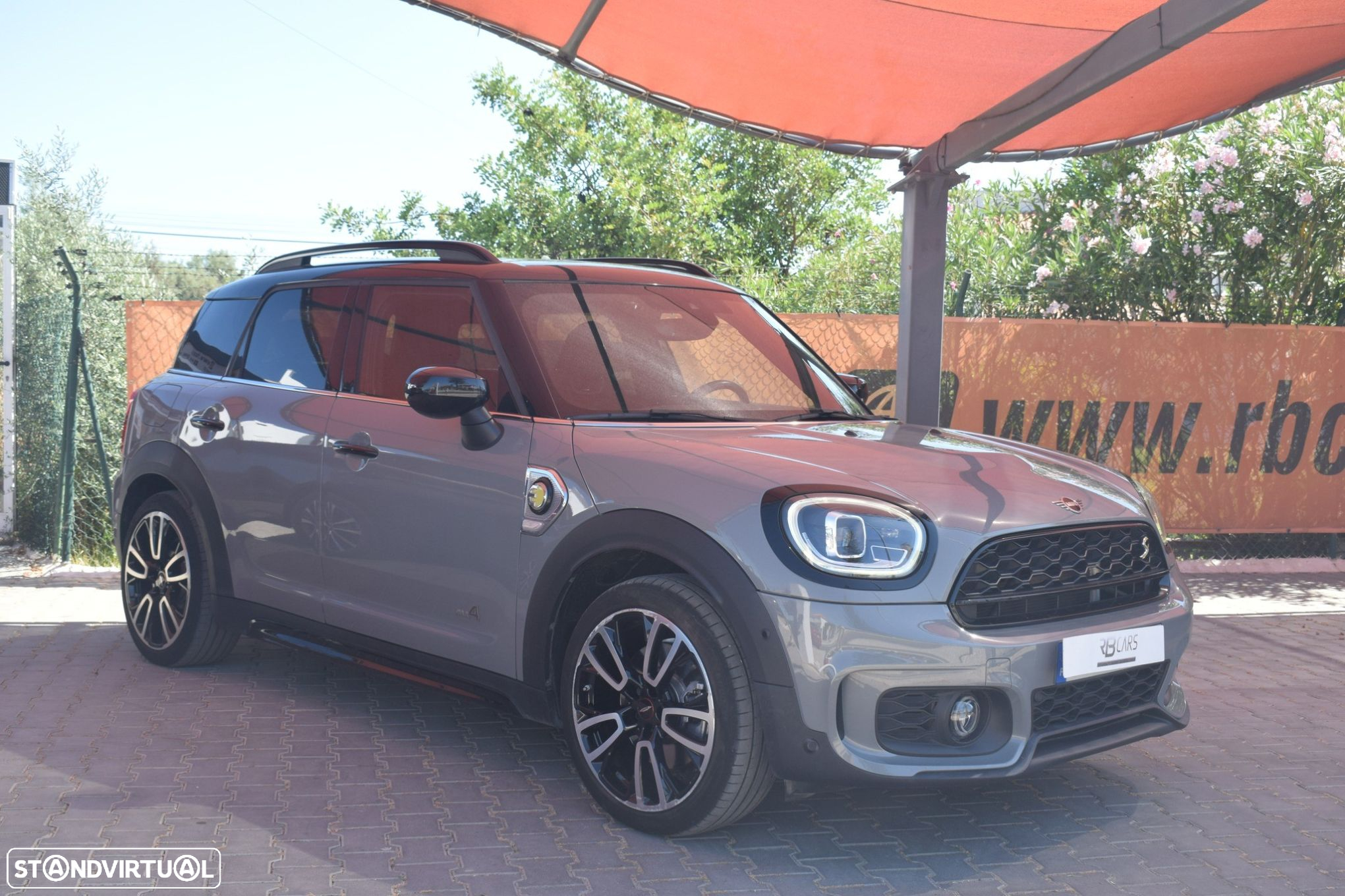 MINI Countryman Cooper SE ALL4 JCW Auto - 3