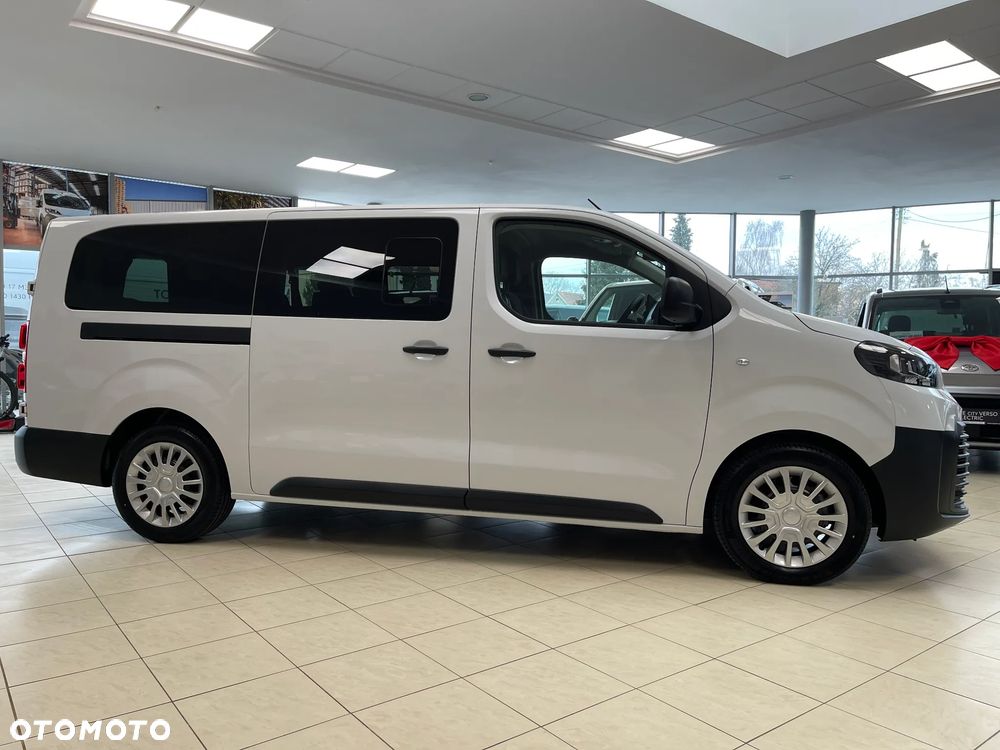 Toyota Proace Verso 2.2 D4-D Long Combi - 12
