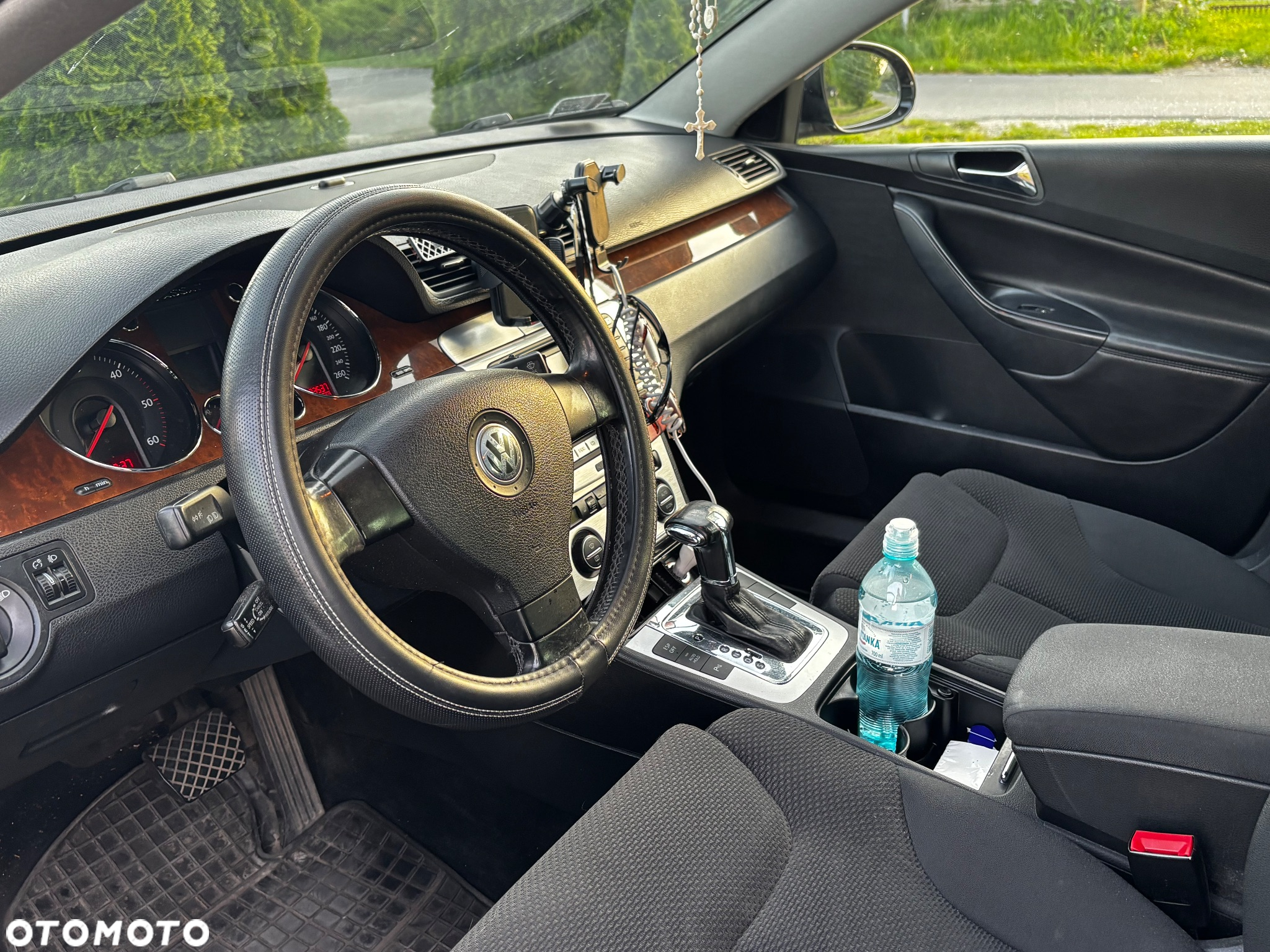 Volkswagen Passat - 2