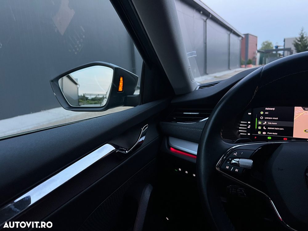 Skoda Octavia 2.0 TDI DSG Exclusive Plus - 27