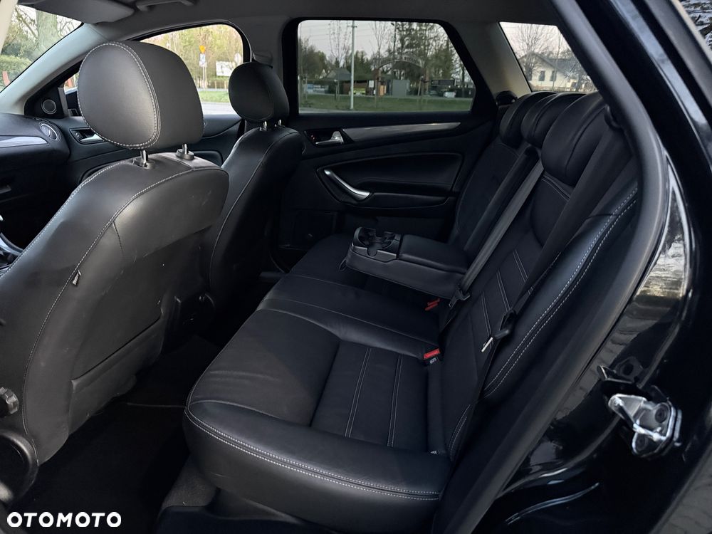 Ford Mondeo 2.0 TDCi Viva Titanium - 14