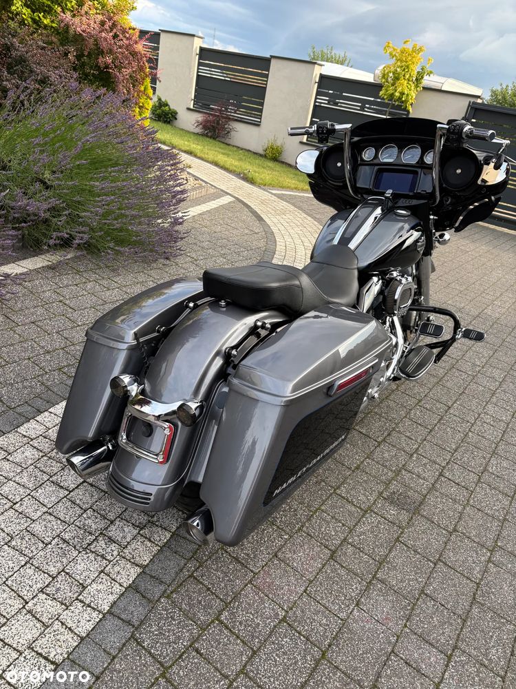 Harley-Davidson Touring Street Glide - 7