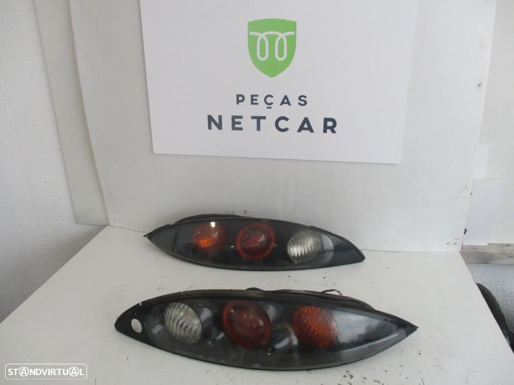 farolim farol tras direito ford puma 2000 - 1