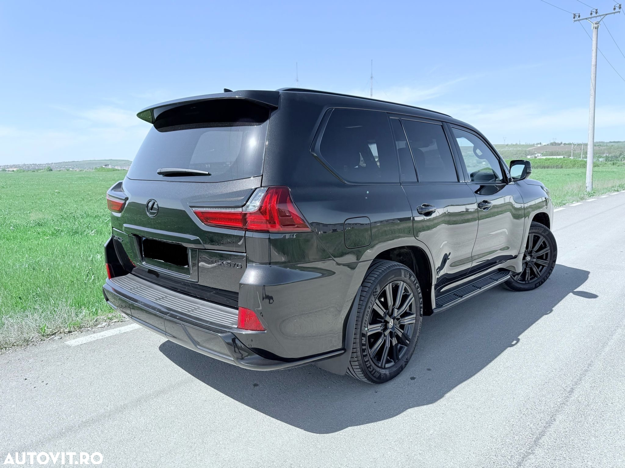 Lexus Seria LX - 6
