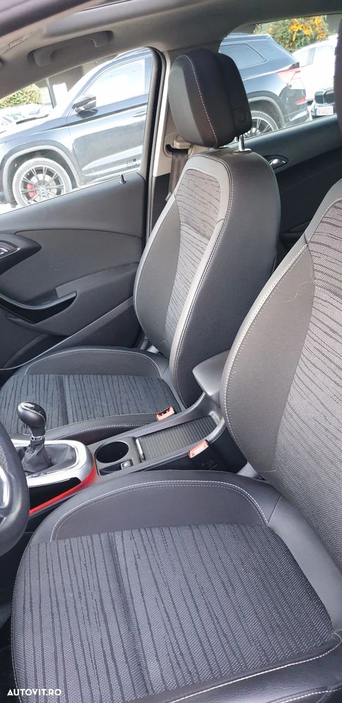 Opel Astra 1.6 CDTI DPF ecoFLEX Sports TourerStart/Stop Edition - 17