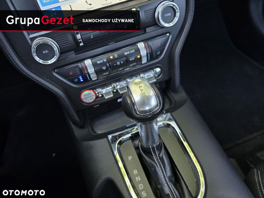 Ford Mustang - 28