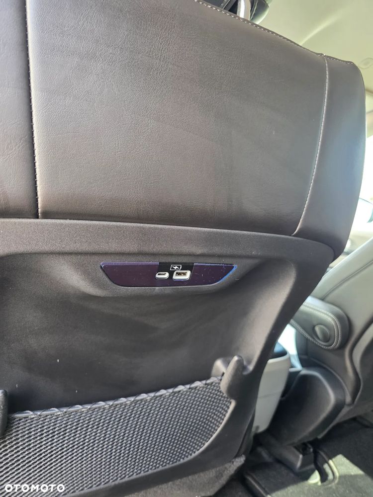 Chrysler Pacifica - 25