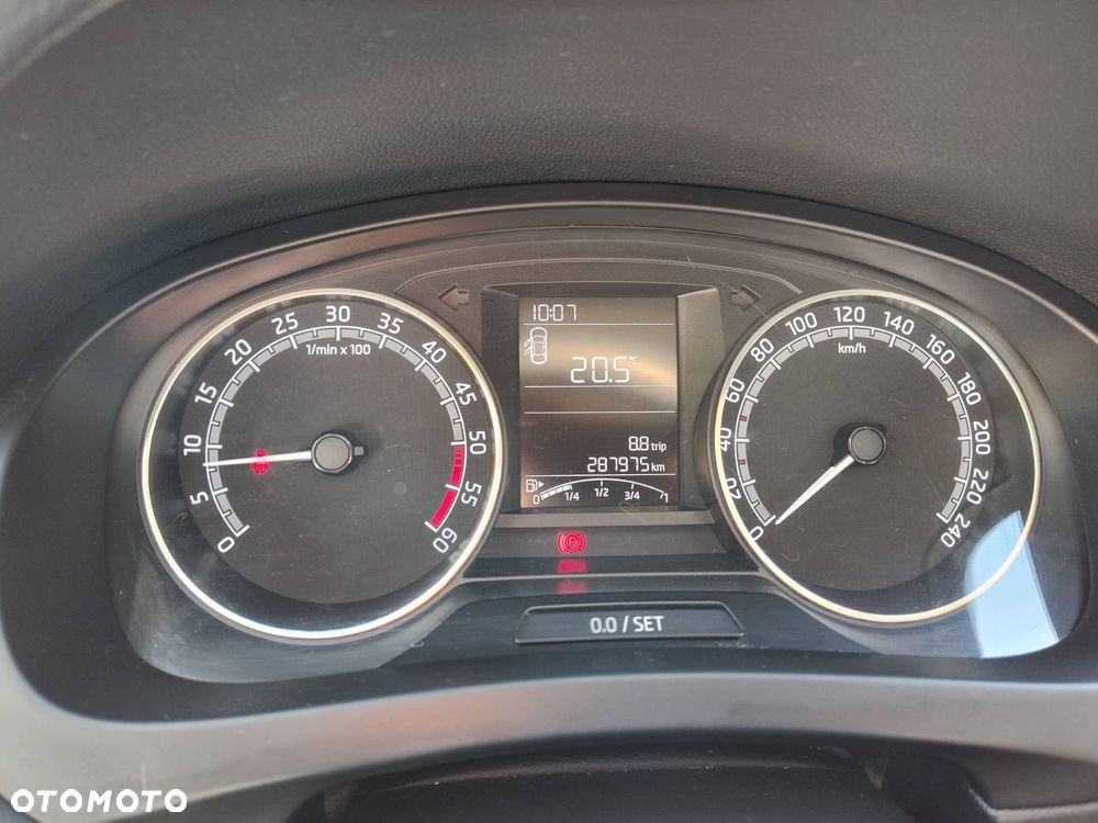 Skoda RAPID 1.4 TDI DPF Active - 6