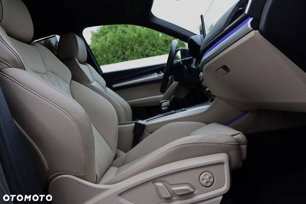 Audi Q5 Sportback - 22
