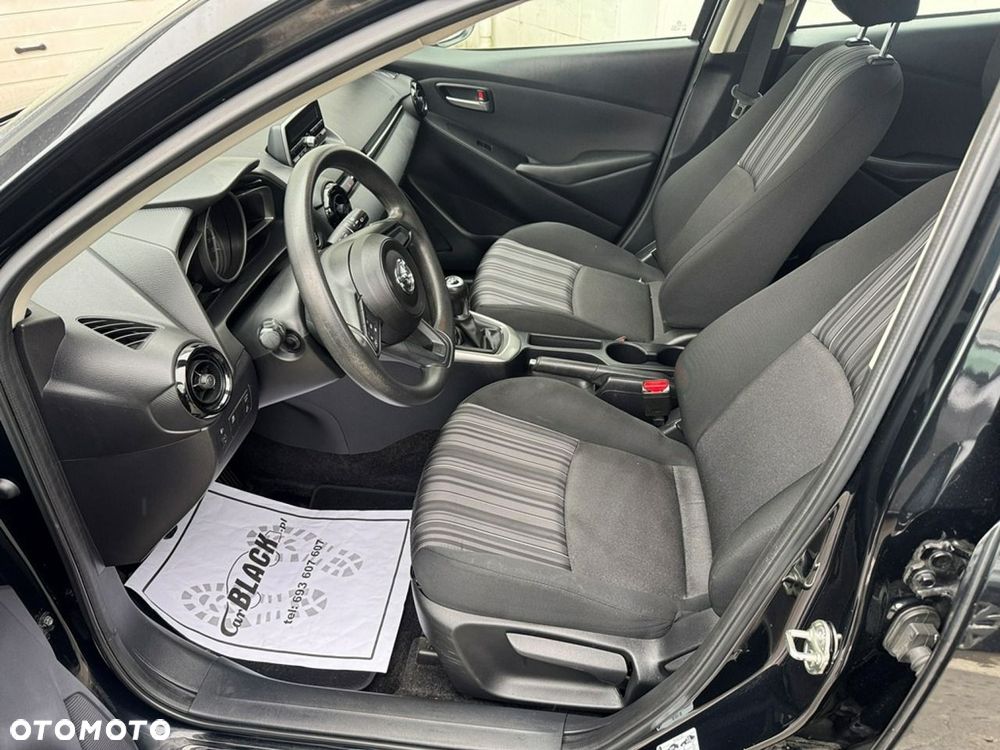 Mazda 2 - 7