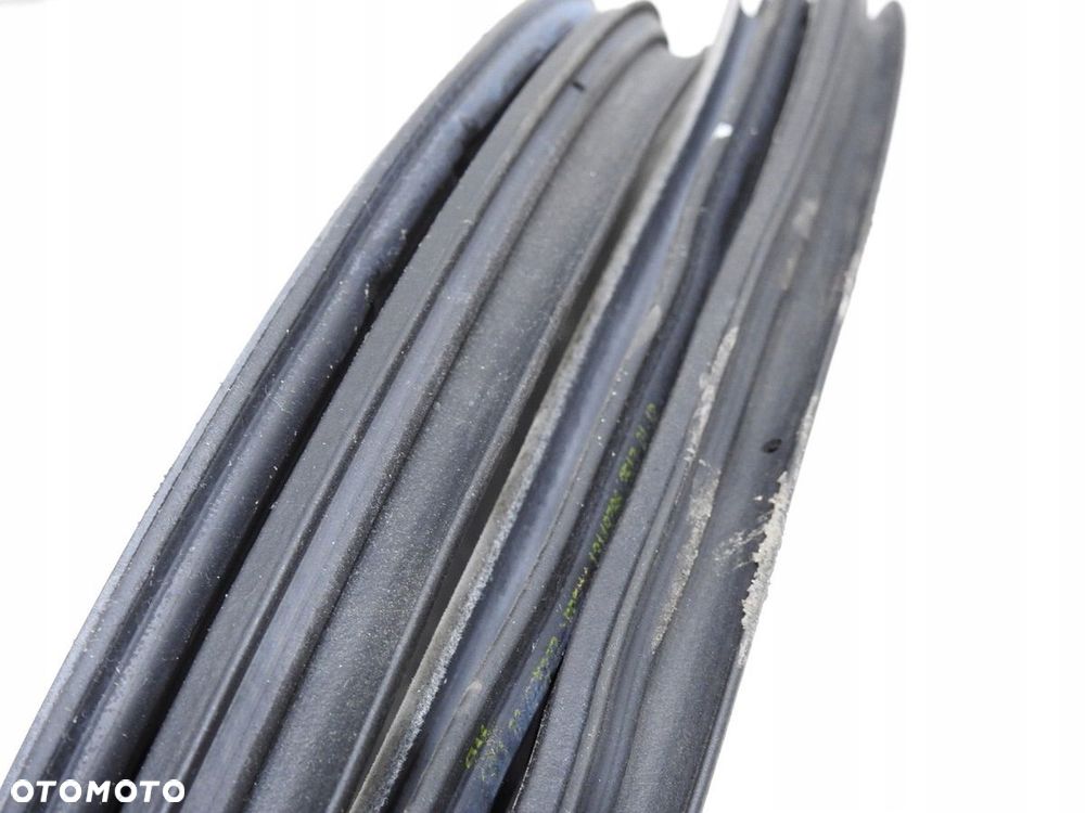 USZCZELKA DRZWI PRAWY TYŁ OPEL VECTRA C LIFT KOMBI - 4