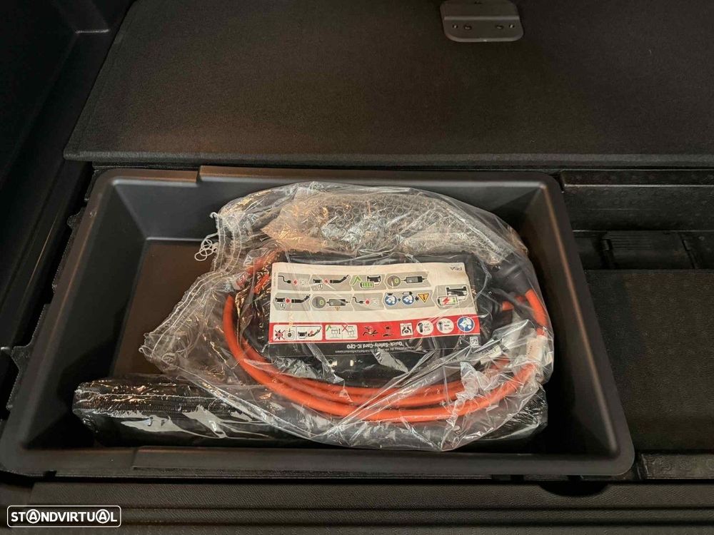 Peugeot 3008 1.6 Hybrid Allure e-EAT8 - 26