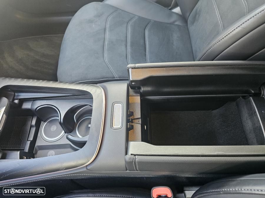 Mercedes-Benz E 300 e Station 9G-TRONIC AMG Line - 35
