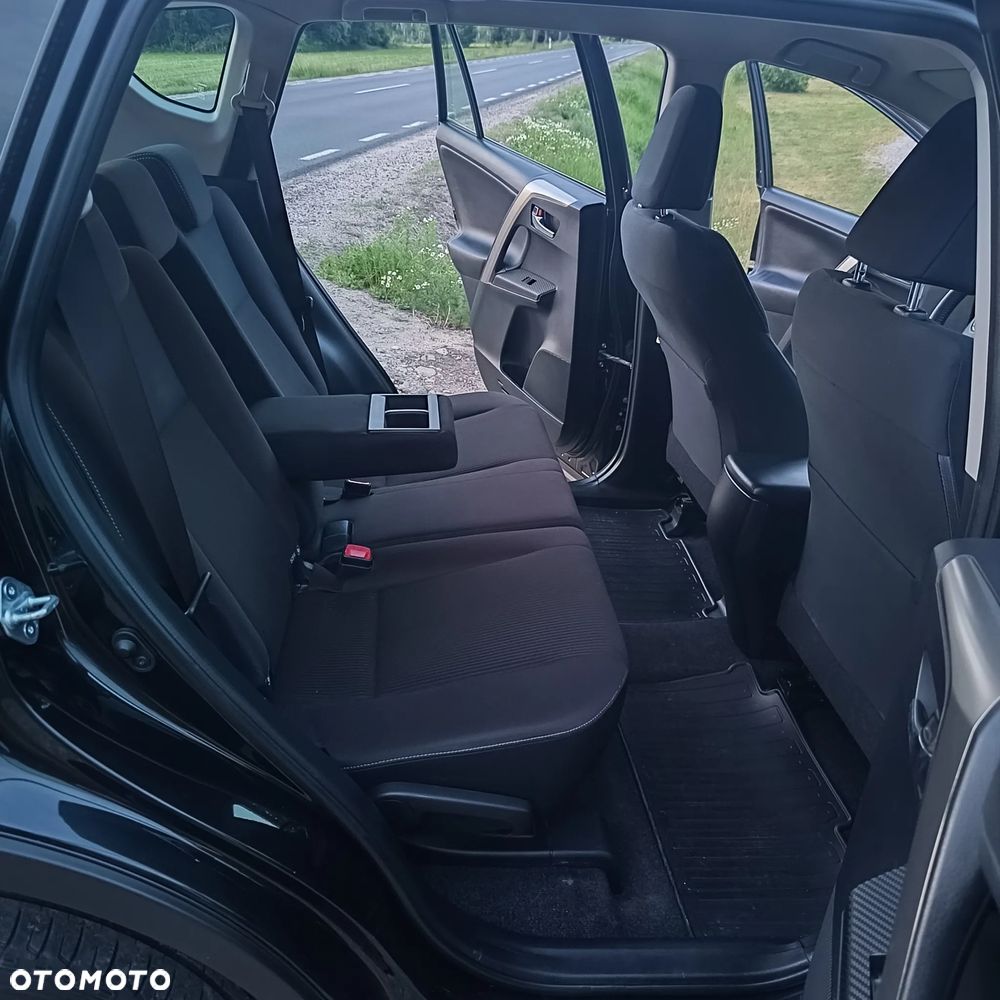 Toyota RAV4 2.0 D-4D Active - 27