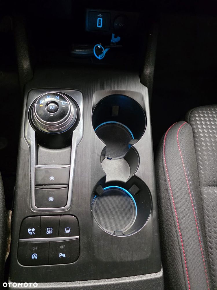 Ford Focus 1.5 EcoBlue STart-Stopp-System ST-LINE X - 25