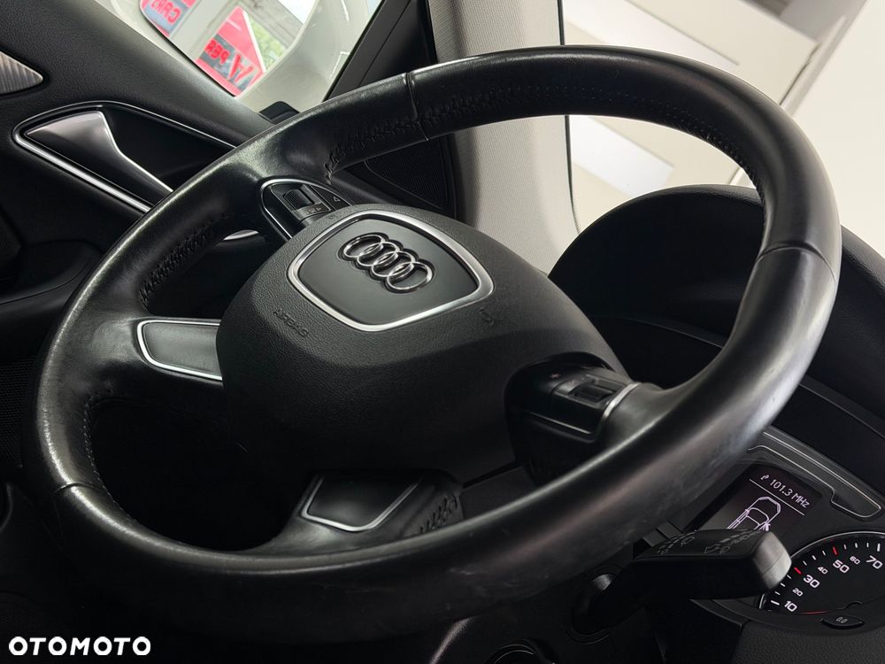 Audi Q3 2.0 TDI Sport - 23