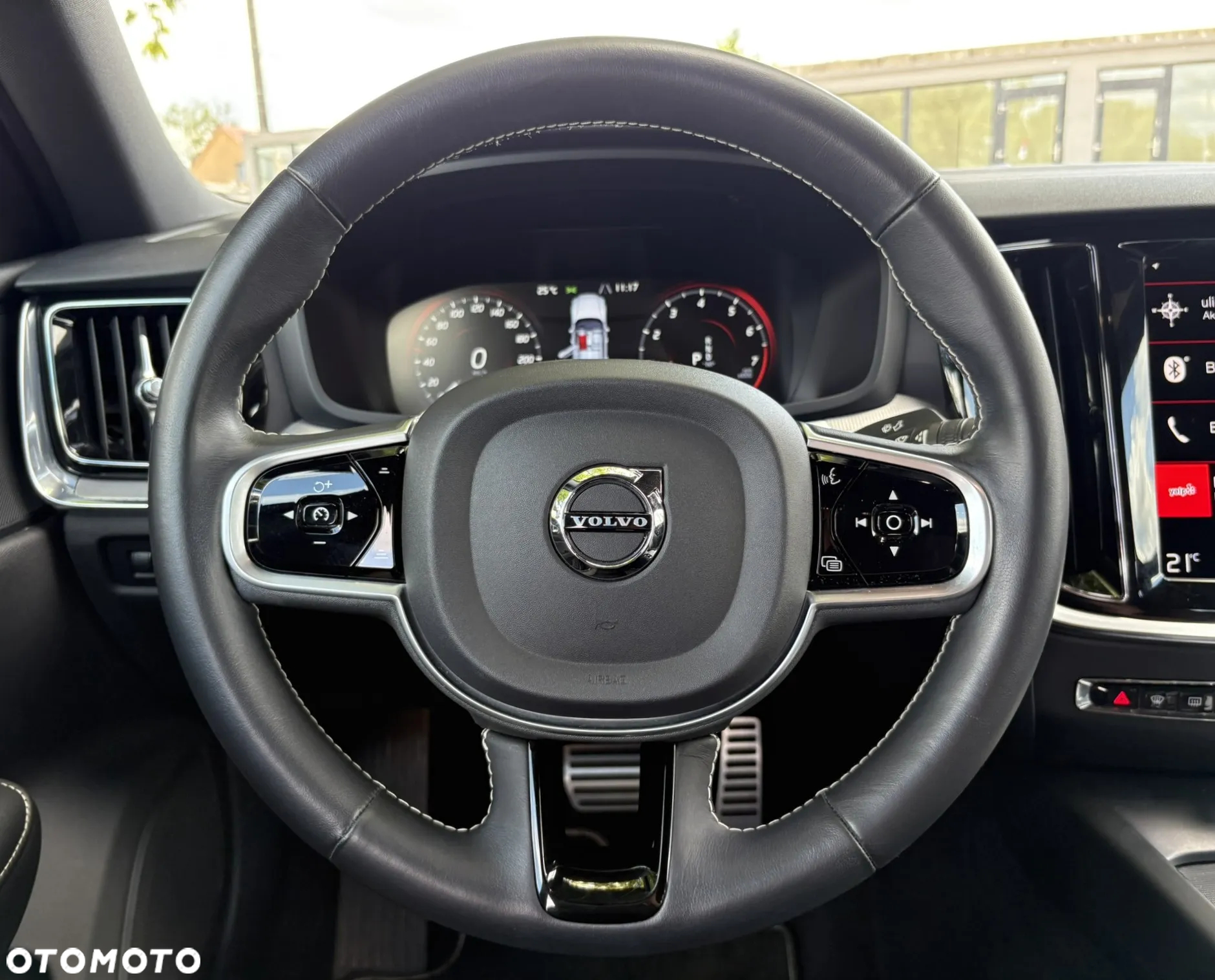 Volvo S60 B4 B R-Design - 15