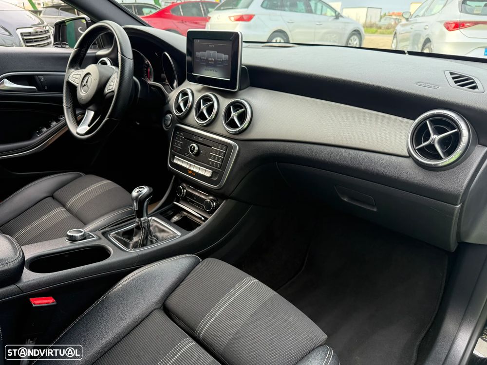 Mercedes-Benz CLA 180 d Shooting Brake Urban - 28