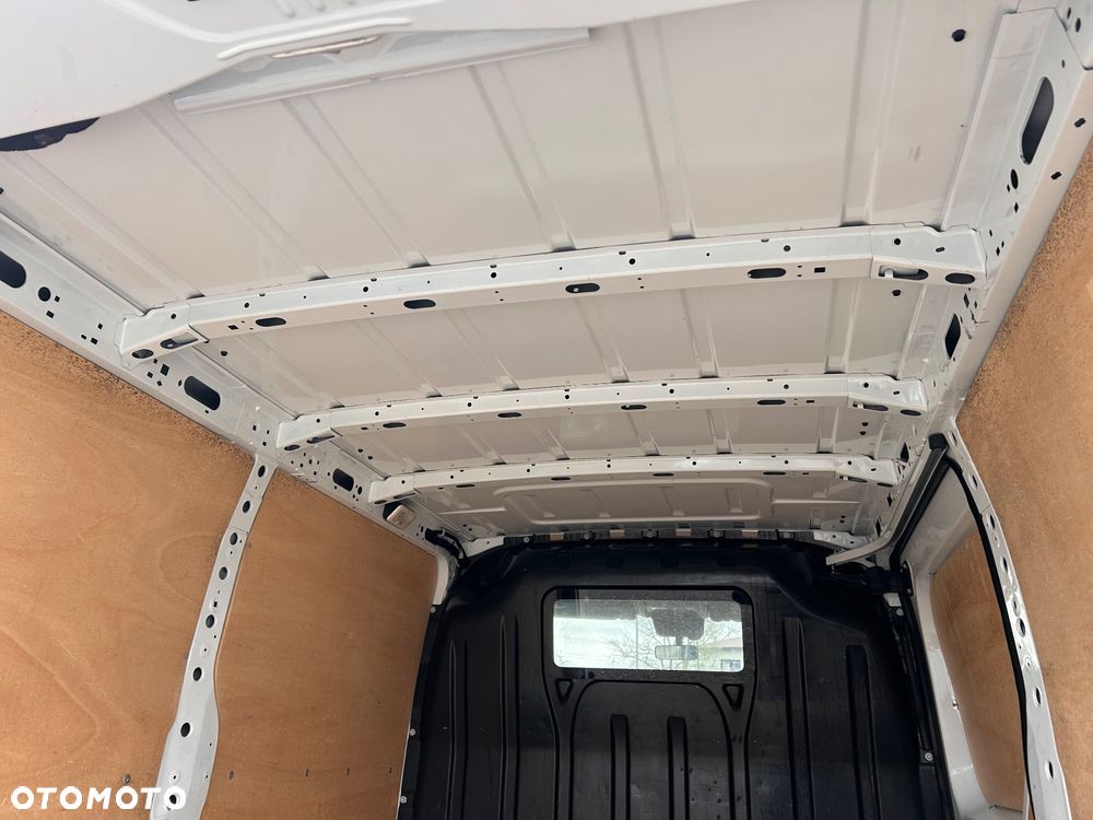 Renault Master - 15