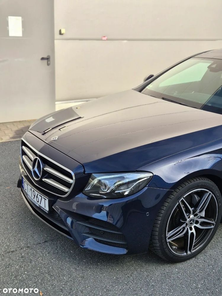 Mercedes-Benz Klasa E 220 d 4-Matic 9G-TRONIC - 16