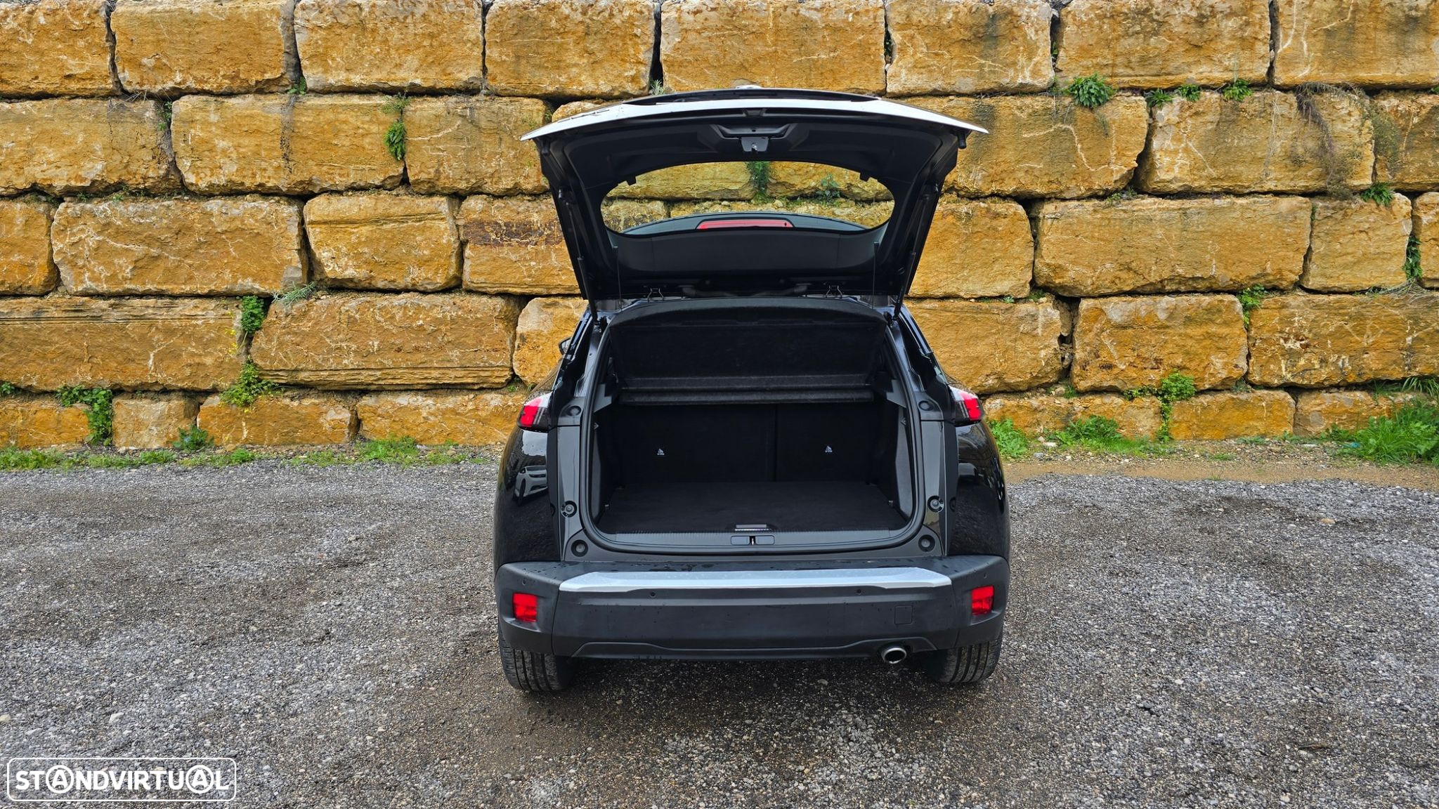 Peugeot 2008 - 49